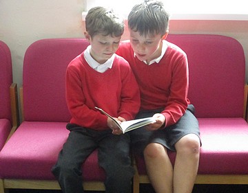 Photo of St Martin's children reading
